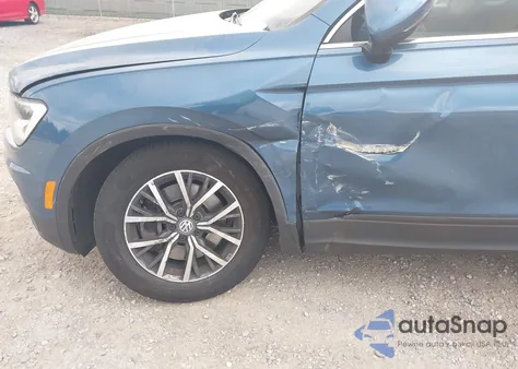 2019 Volkswagen Tiguan 2.0T Se/2.0T Sel/2.0T Sel R-Line/2.0T Sel R-Line Black из США, поврежденный, VIN 3VV2B7AX6KM118711